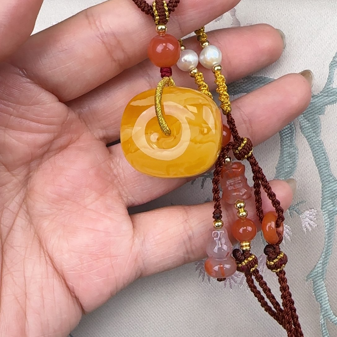 蜜蜡吊坠(赠链)未镶嵌听*