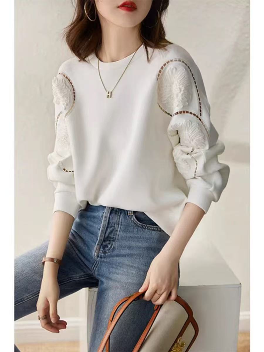 重工绣花镂空圆领卫衣