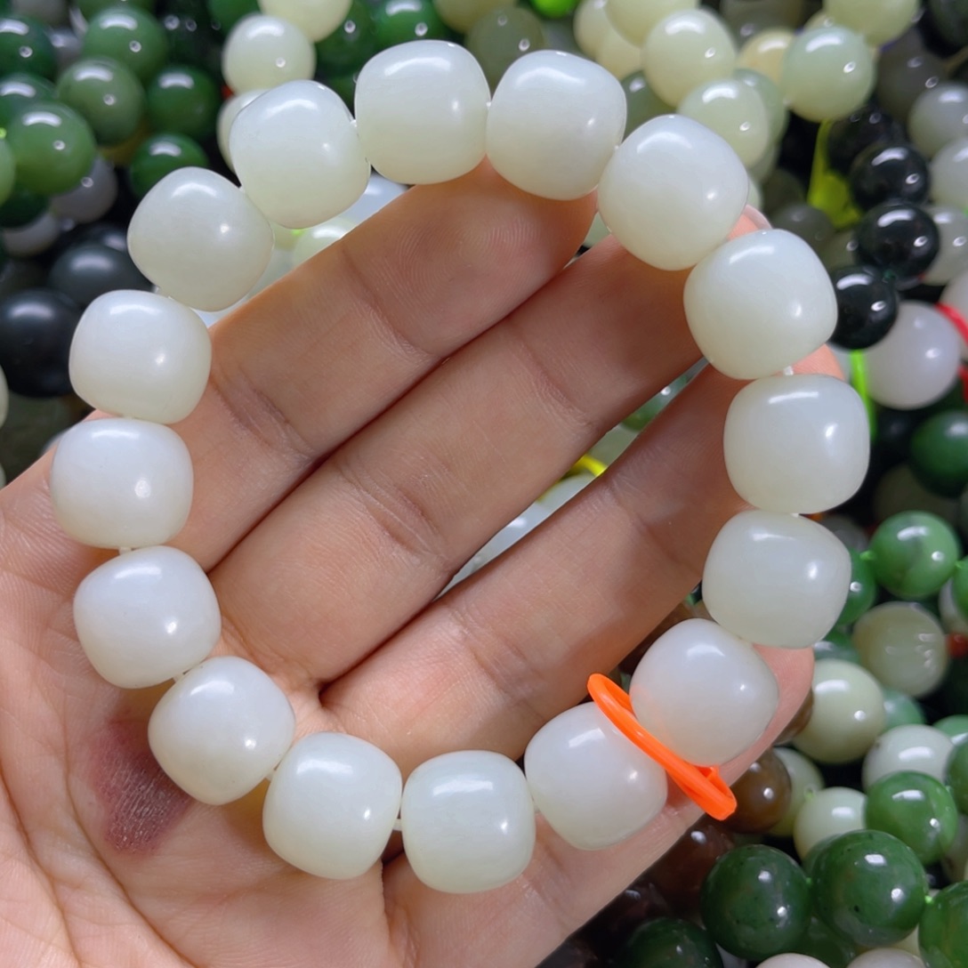 手链未镶嵌和田玉