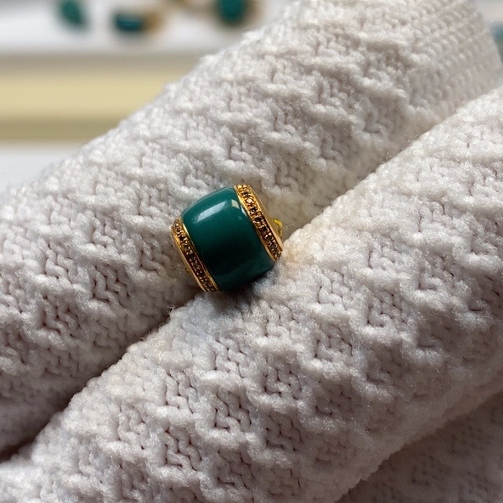 绿松石珠宝奇石18K金镶嵌Ａ３９７