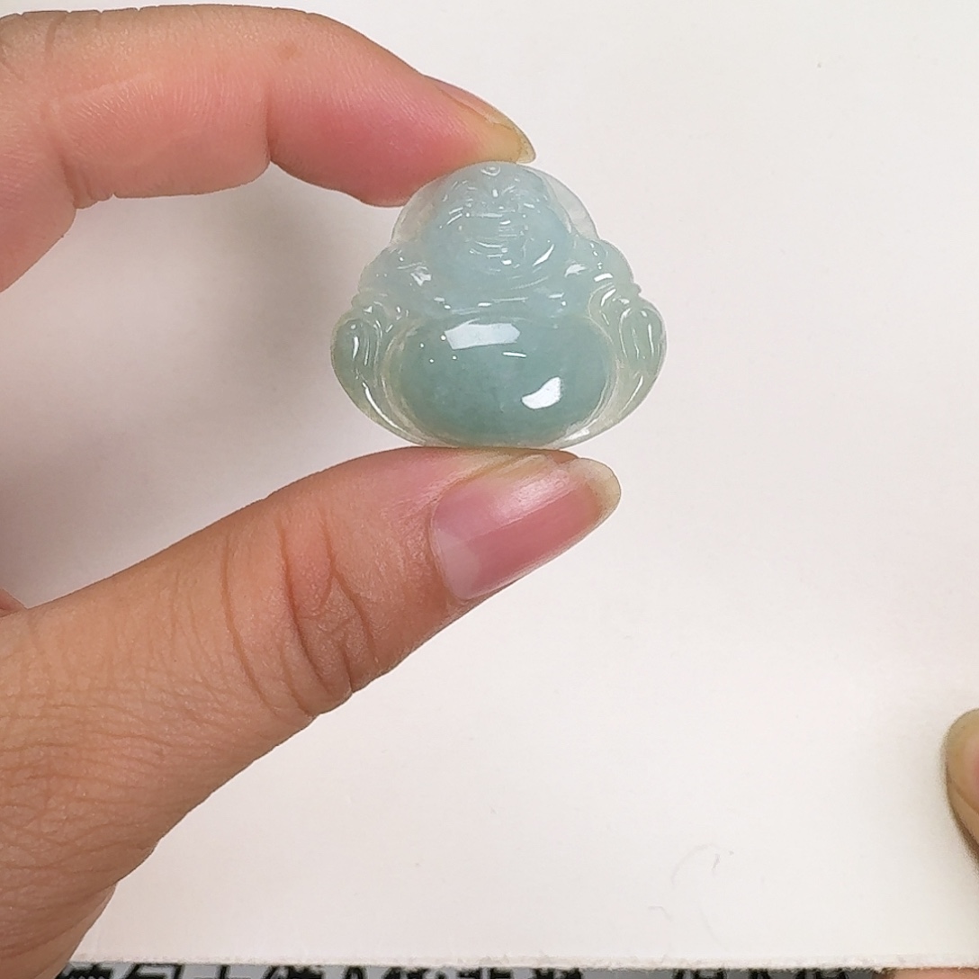 翡翠未镶嵌颈饰蓸*徳佛公