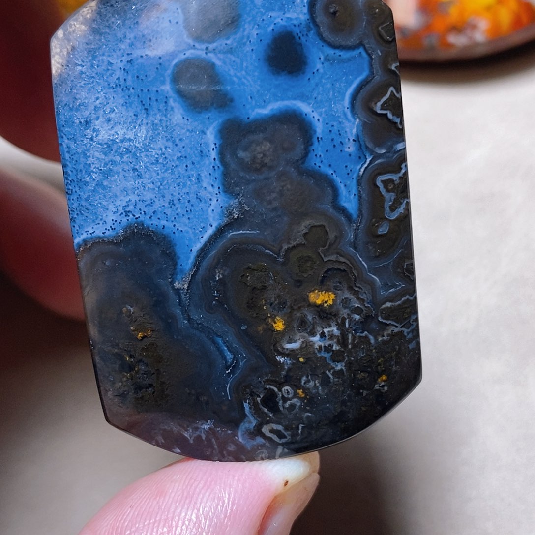 未镶嵌颈饰玛瑙/玉髓东*