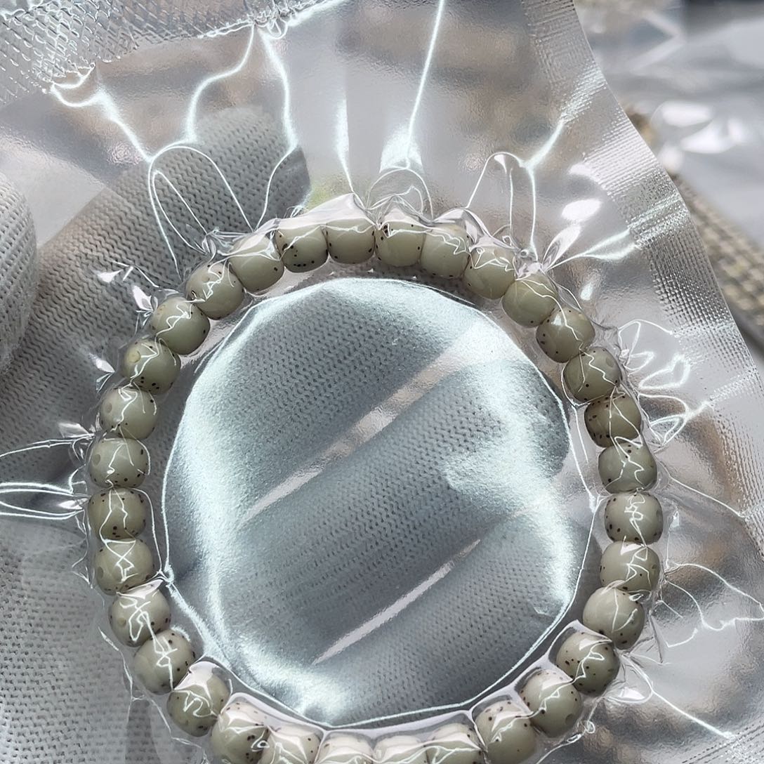 星月菩提手串同枝白冰7x6单圈