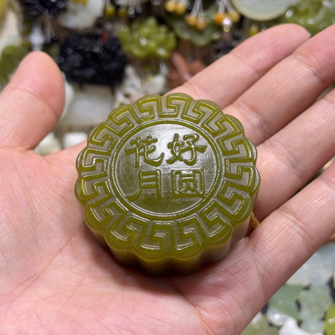 【闪购商品】岫玉颈饰未镶嵌91手把