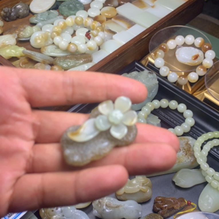 新疆和田玉小吊镯