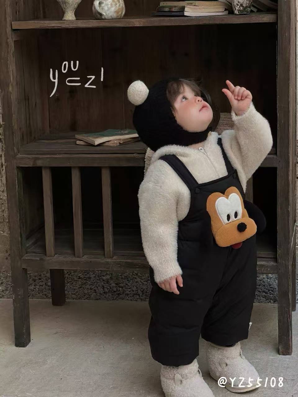 断码背带丸纸右子羽绒背带点菜链接连体加厚卡通幼儿宝宝连体