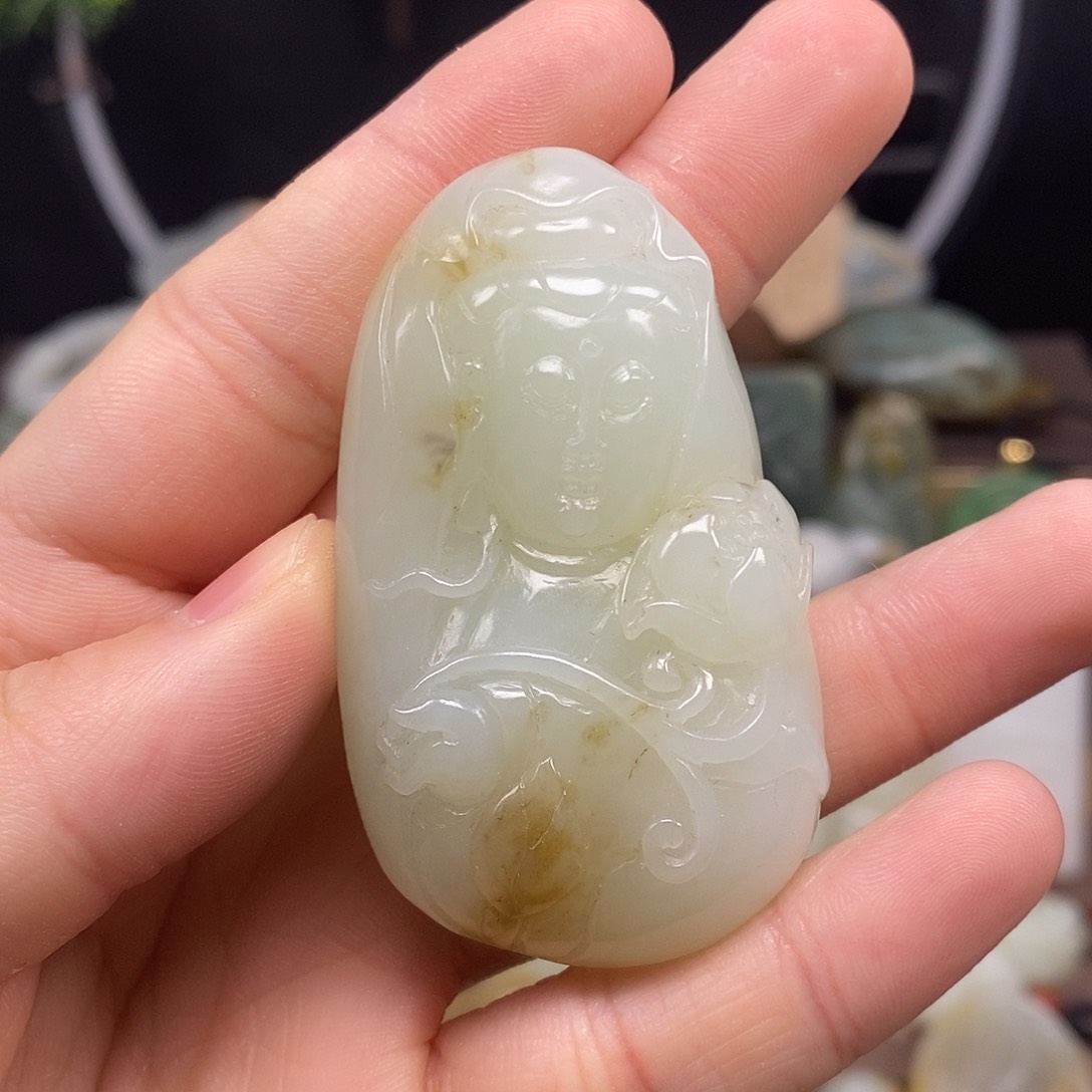 和田玉颈饰未镶嵌8