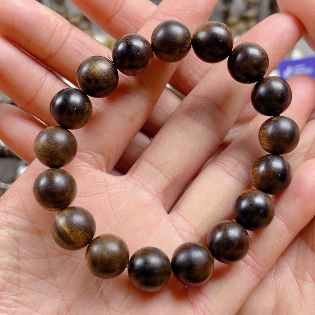 沉香手串若**见越南顺化紫棋玉化老料樱子瘤疤1.2