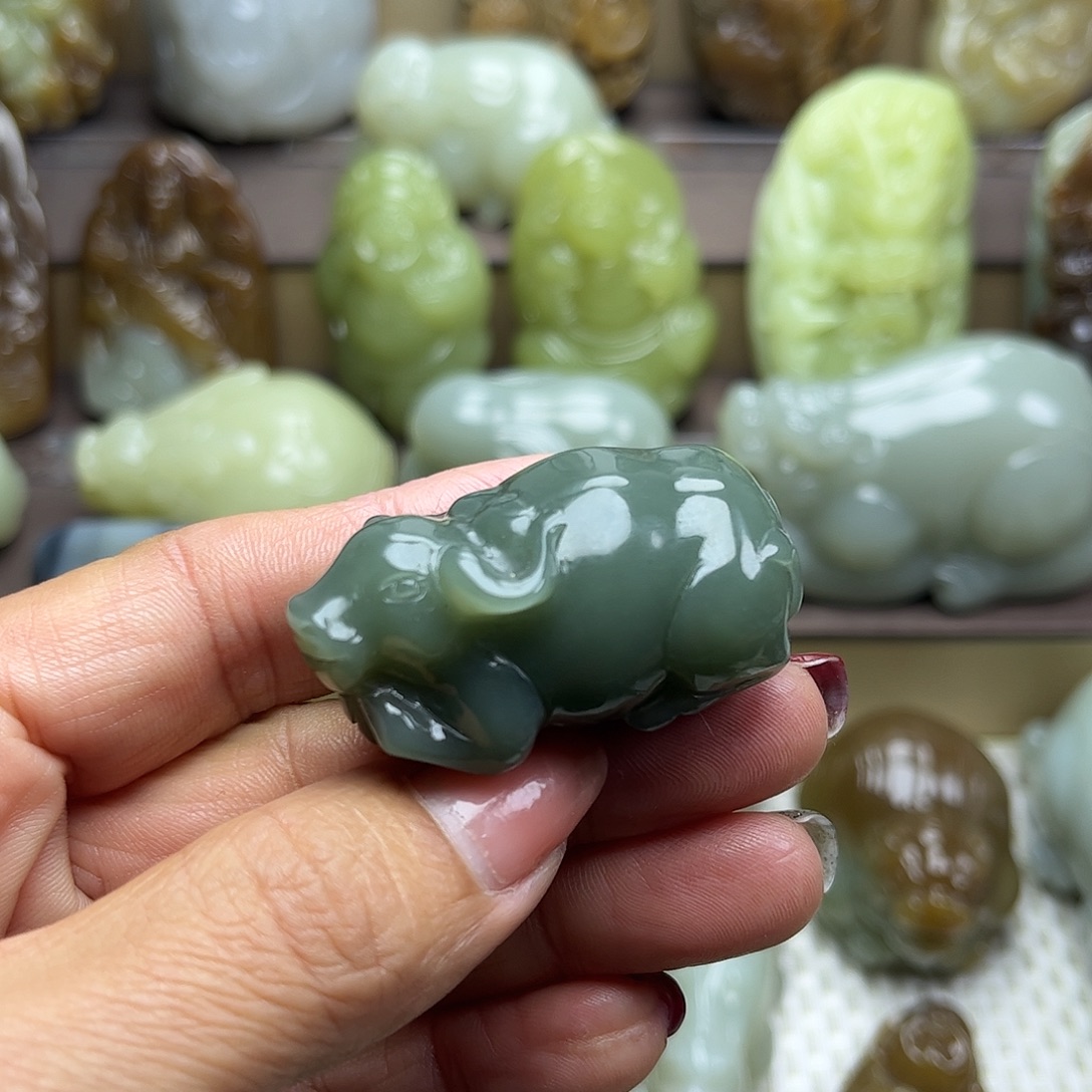 和田玉未镶嵌挂件