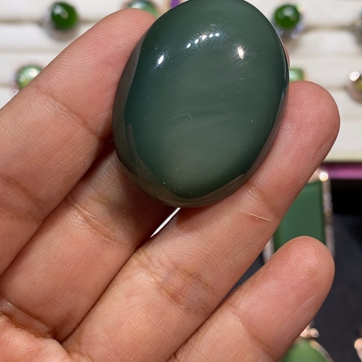 风***觉和田玉（碧玉）未镶嵌颈饰定制银托