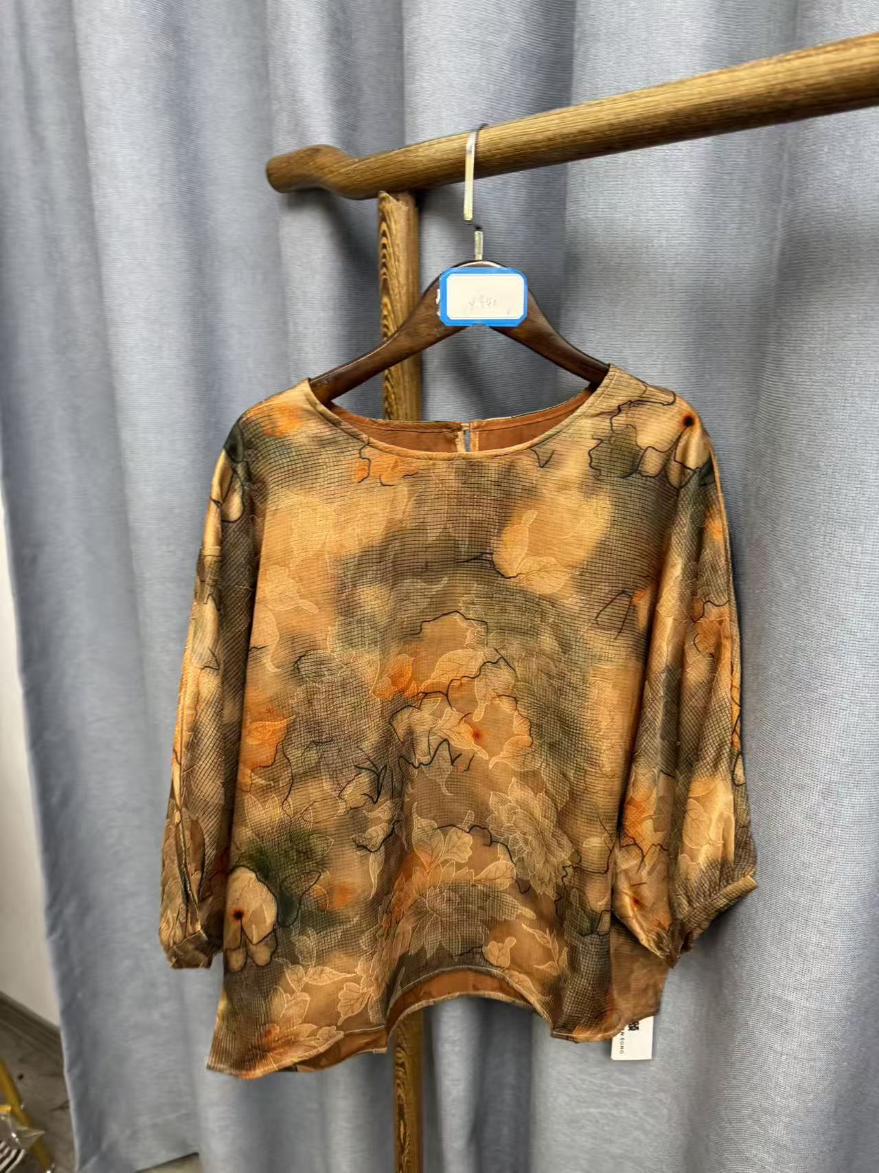 2025新款时尚休闲香云纱圆领上衣Y940