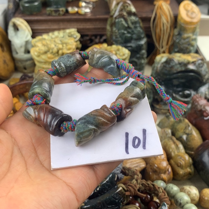 岫岩河磨玉（透闪石质玉）未镶嵌珠宝奇石用****6