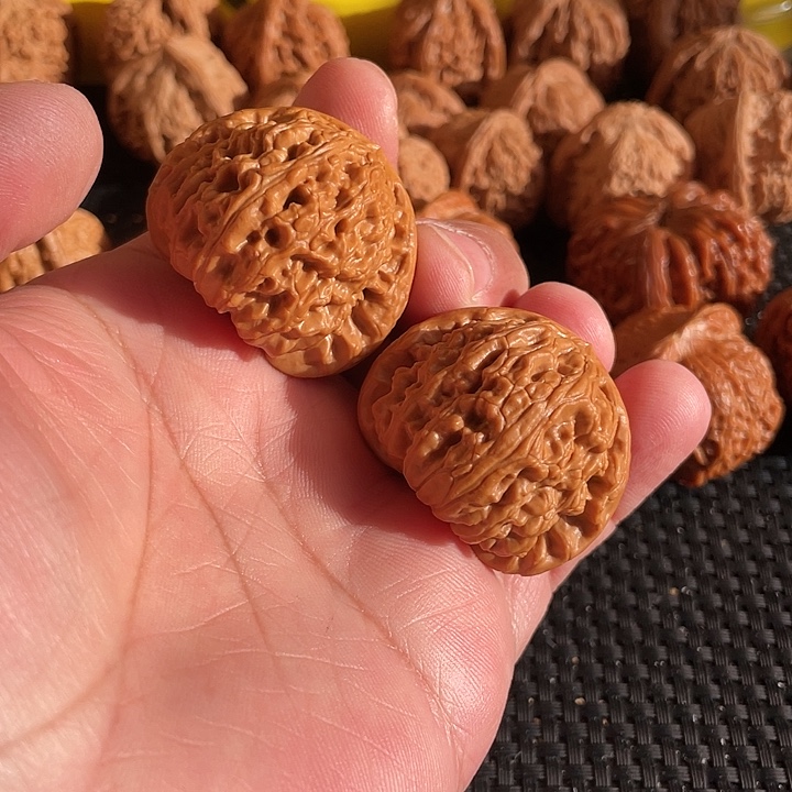 玉***玊把件文玩核桃球白41尺