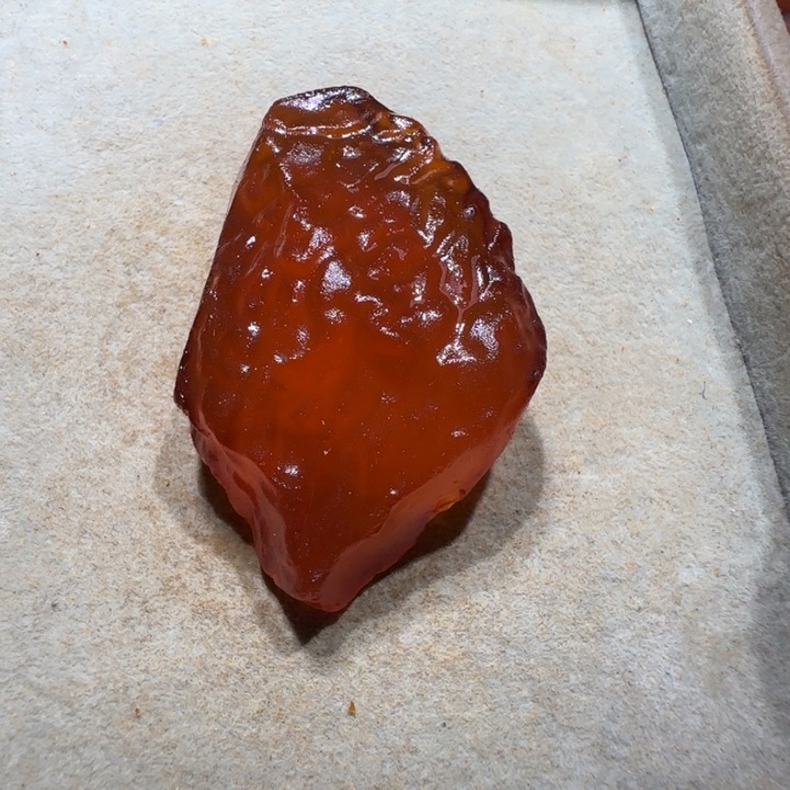 未镶嵌定制琥珀专属定制
