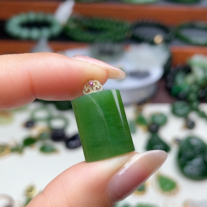 和田玉（碧玉）颈饰银S925镶嵌
