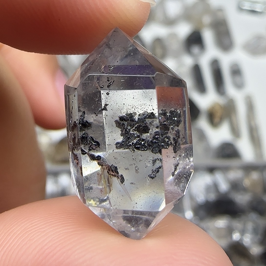 珠宝半成品水晶未镶嵌闪灵随形