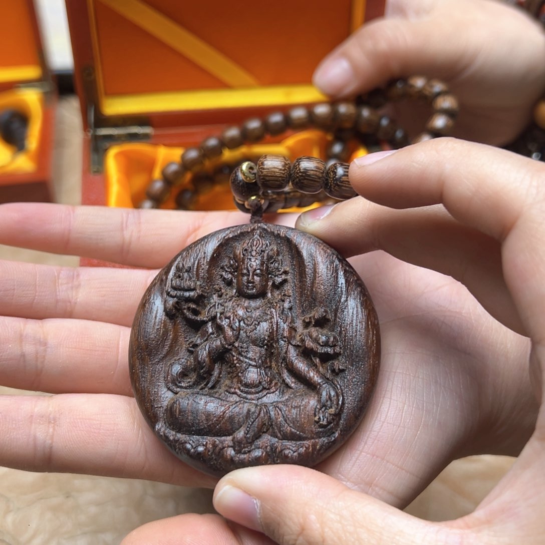 大叶紫檀（黑酸枝木类）