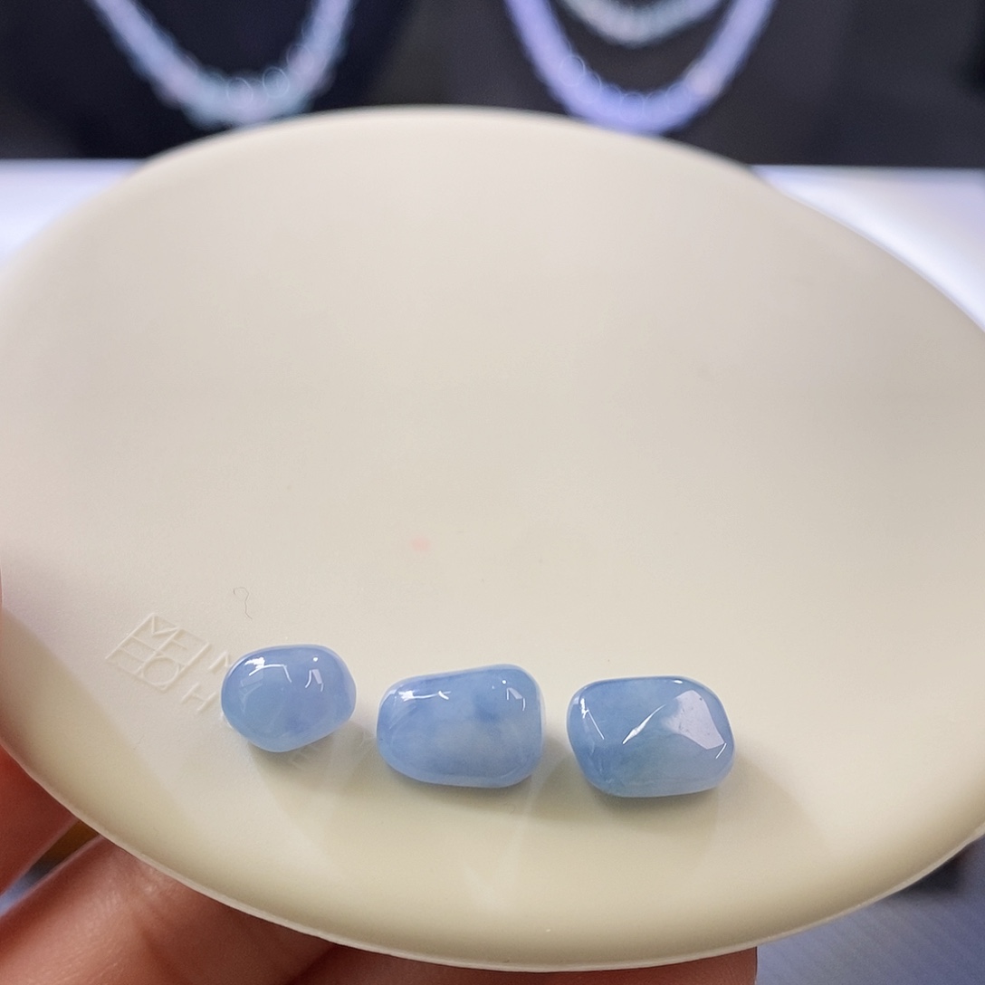 翡翠挂件未镶嵌福利买断价