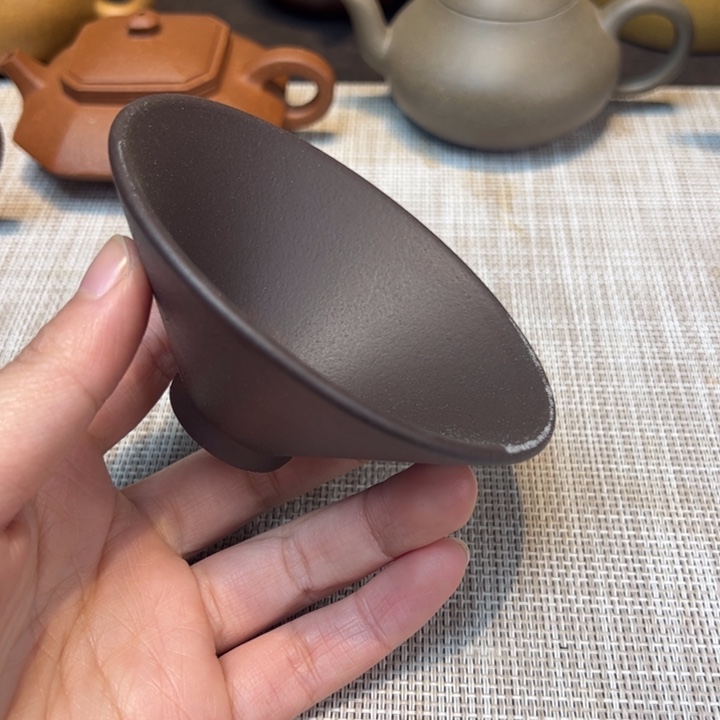 舍***得茶壶紫砂容量很低……不管我们是否该