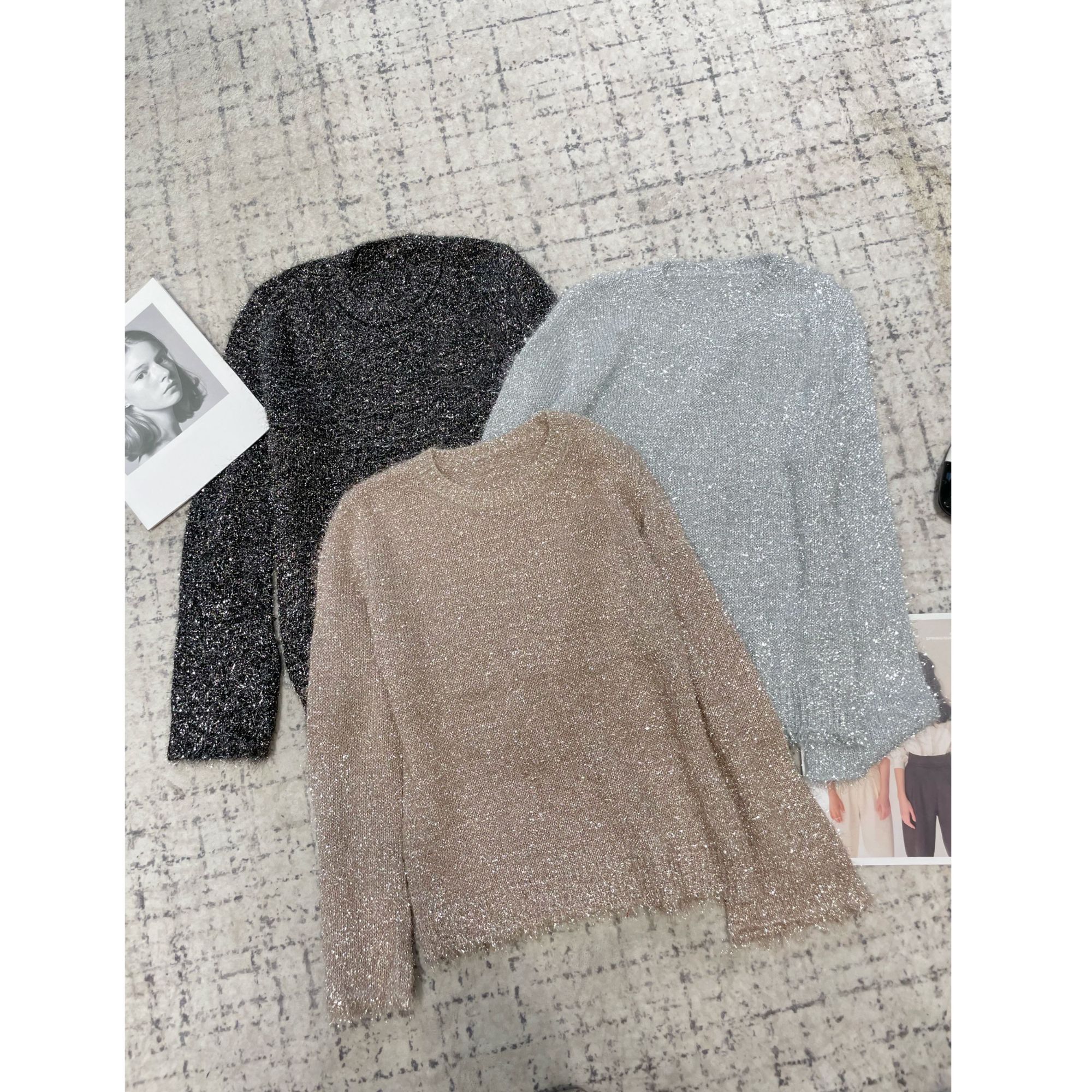 《An ni》早春新品时尚长袖宽松圆领亮丝针织上衣Ani-D192