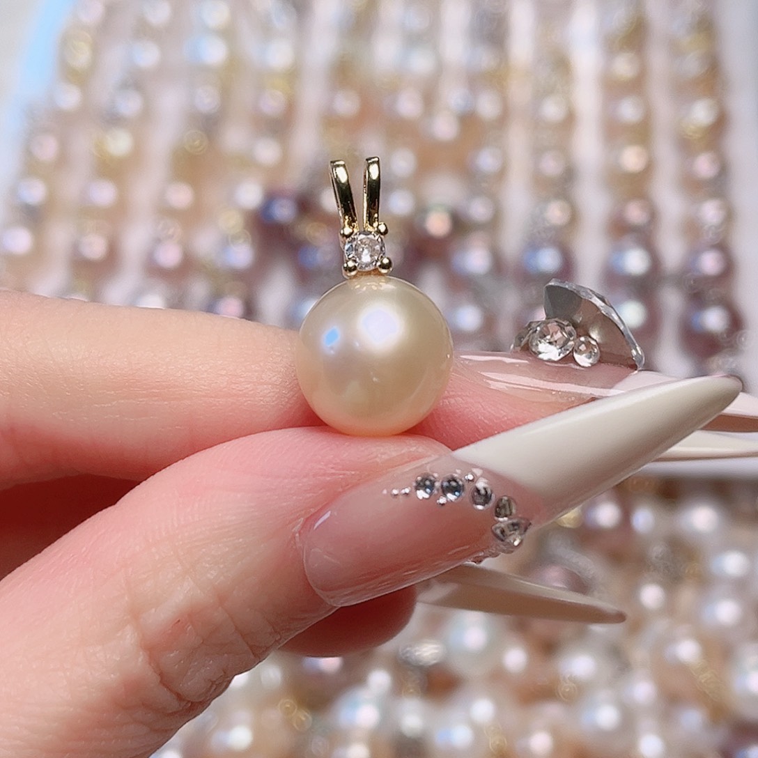 未镶嵌颈饰淡水珍珠