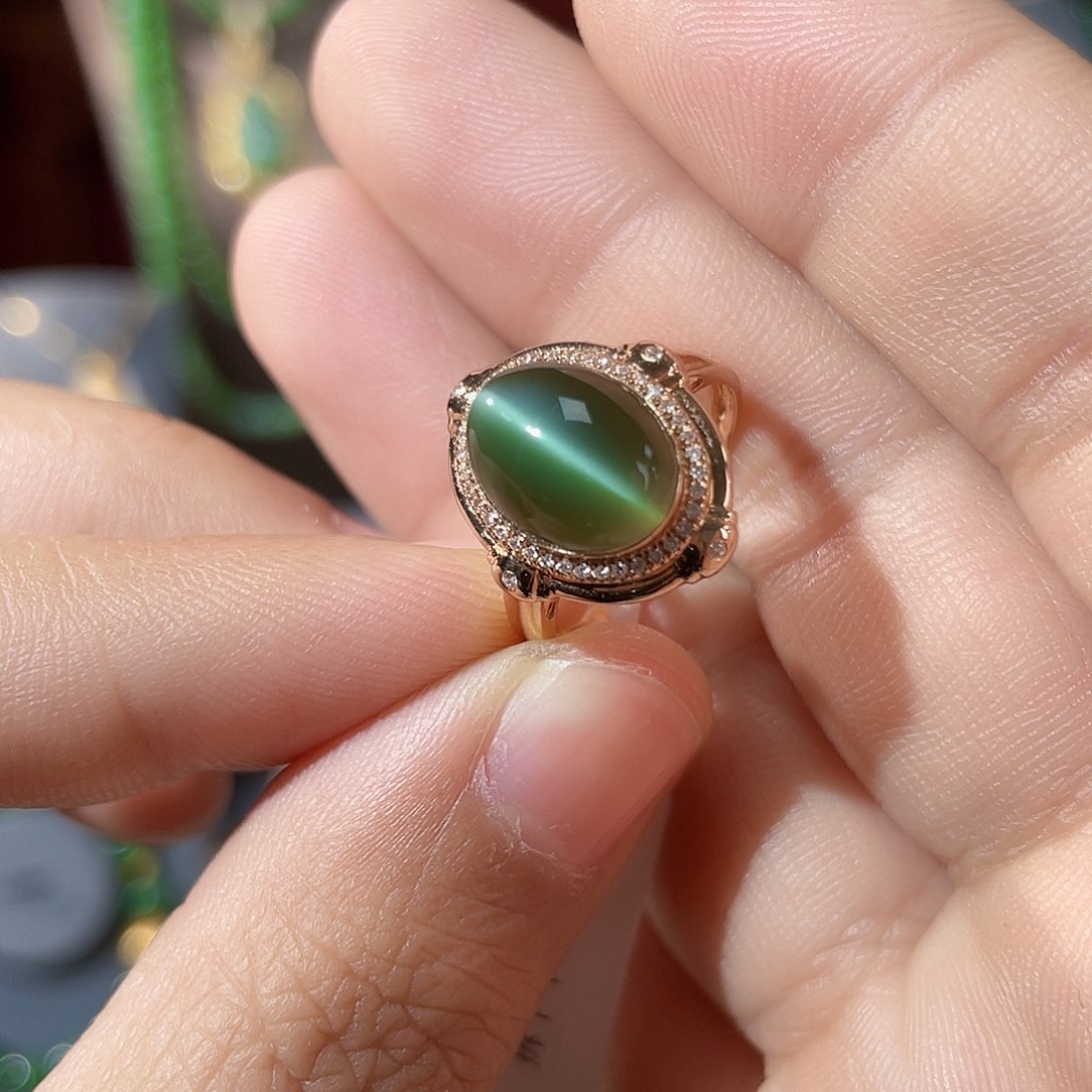 和田玉（碧玉）吊坠18K金镶嵌