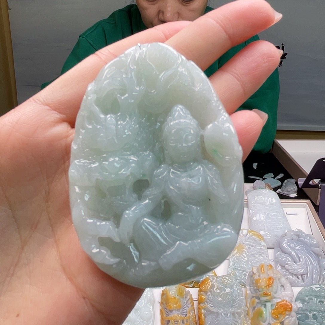 翡翠吊坠(不含链)未镶嵌