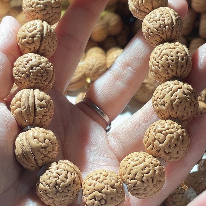 深***海吊坠桃核桃核手串绣球37