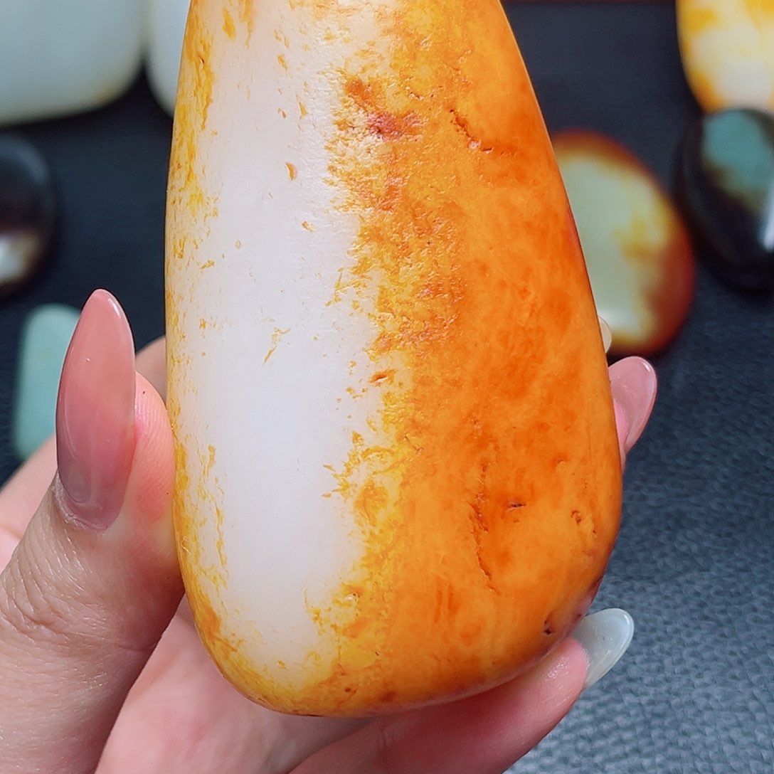 和田玉未镶嵌挂件用****飞