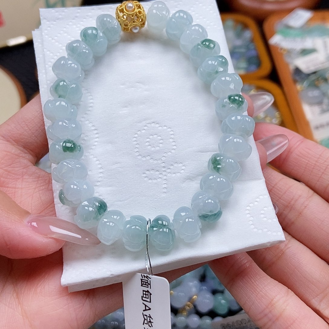 未镶嵌挂件翡翠闪