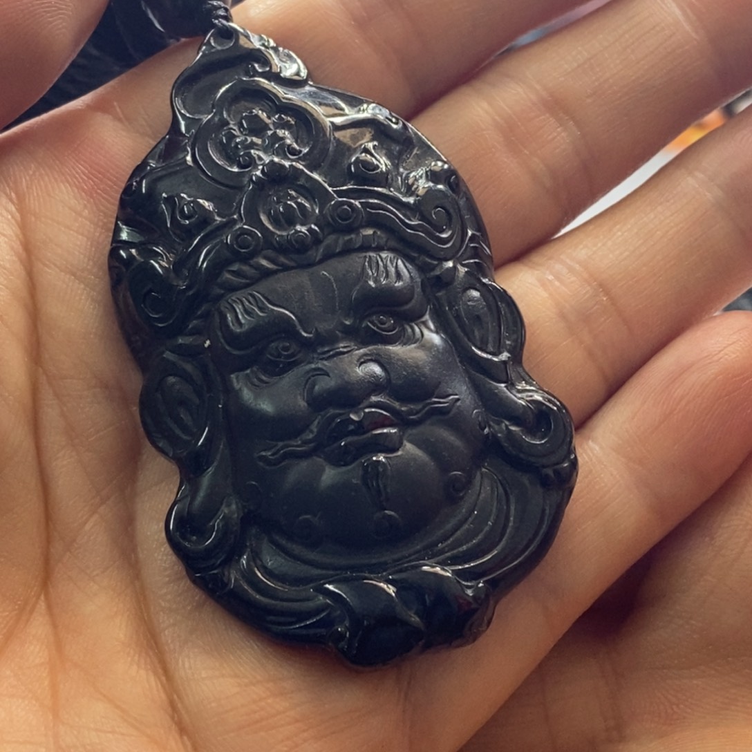 翡翠未镶嵌颈饰c637