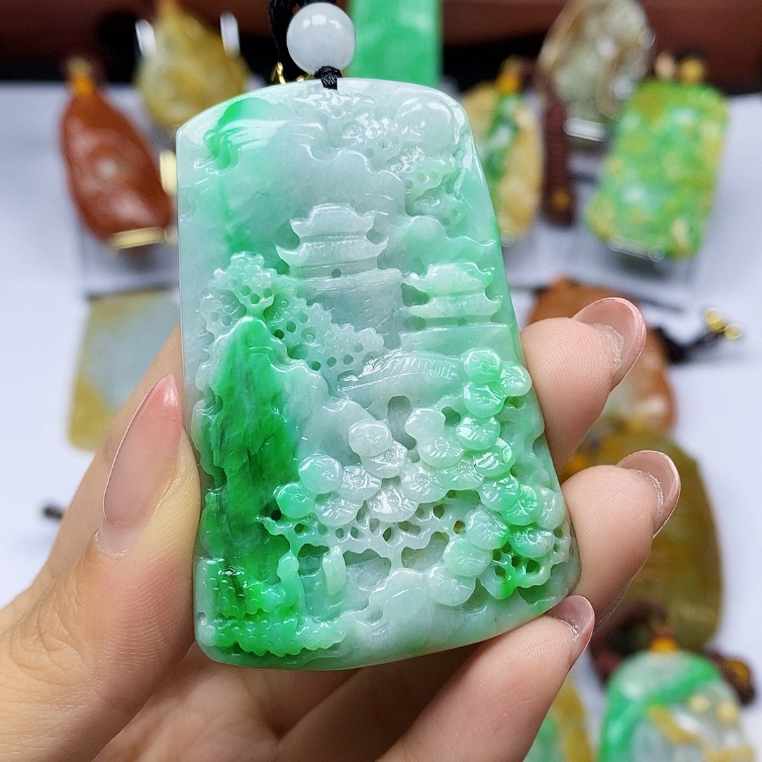 颈饰未镶嵌翡翠天然翡翠A货