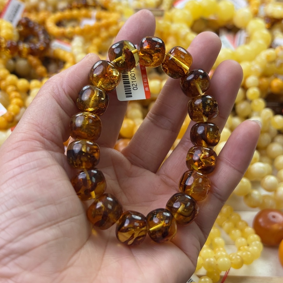 琥珀珠宝奇石未镶嵌