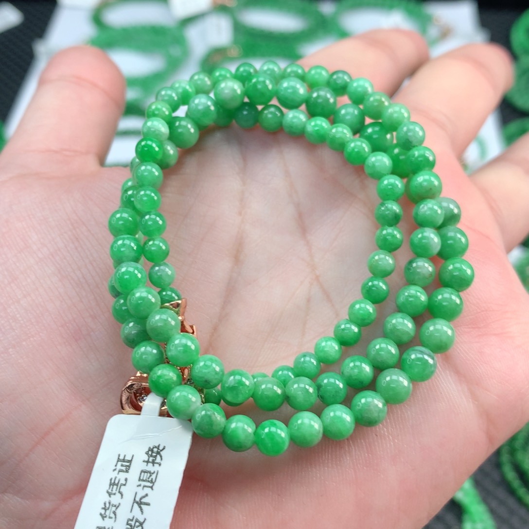 翡翠手链未镶嵌翡翠