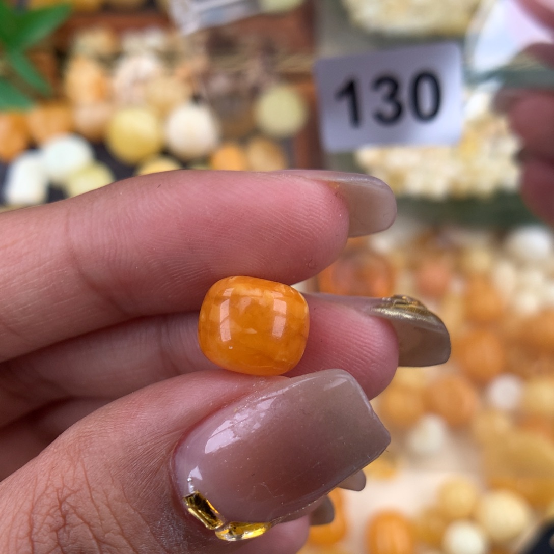 琥珀珠宝奇石未镶嵌10.1