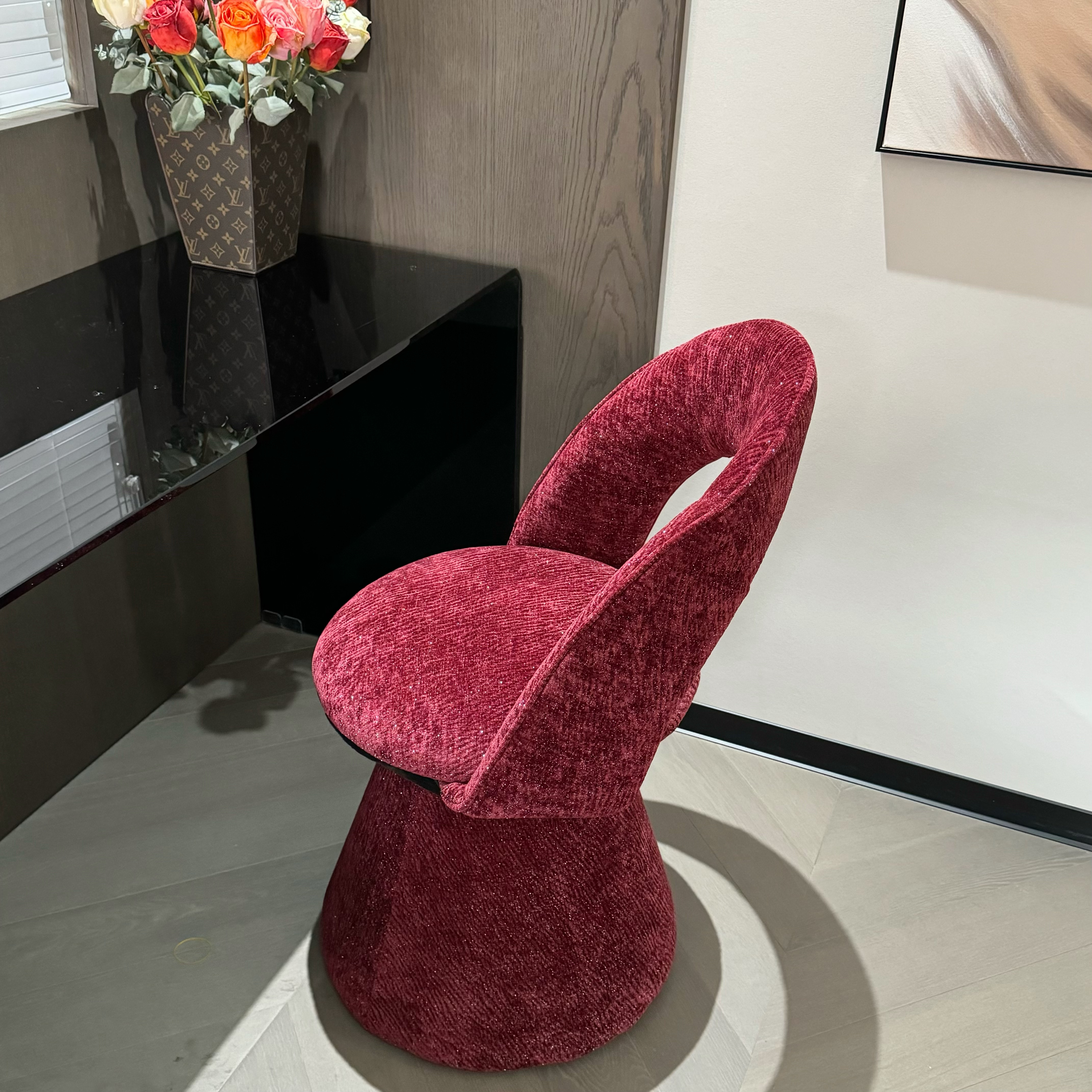 轻奢旋转高级感梳妆凳休闲椅旋转家用创意椅卧室网红化妆靠背椅