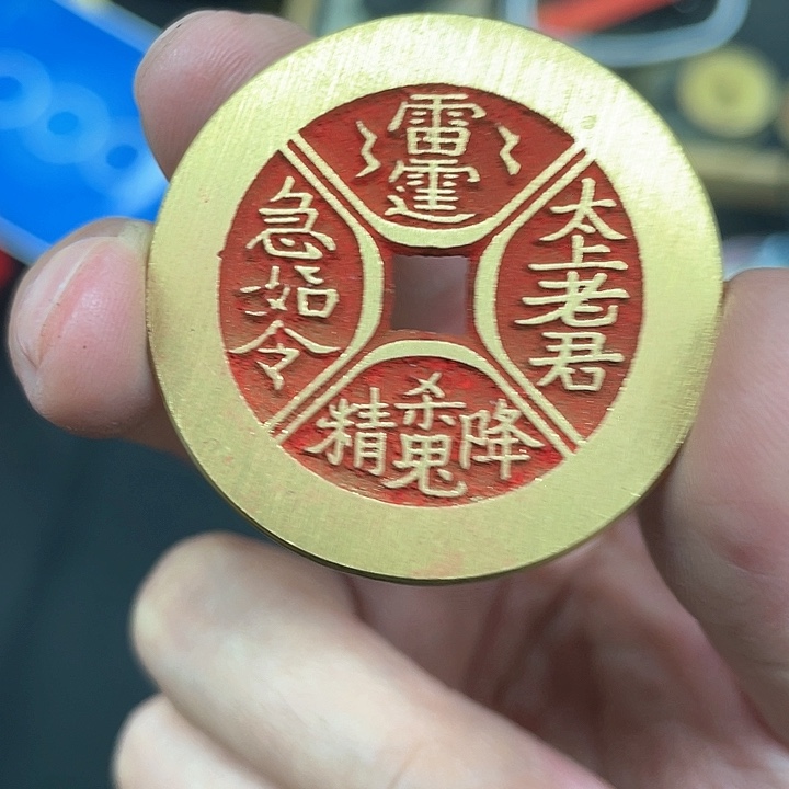 非遗手工艺制作现代工艺品