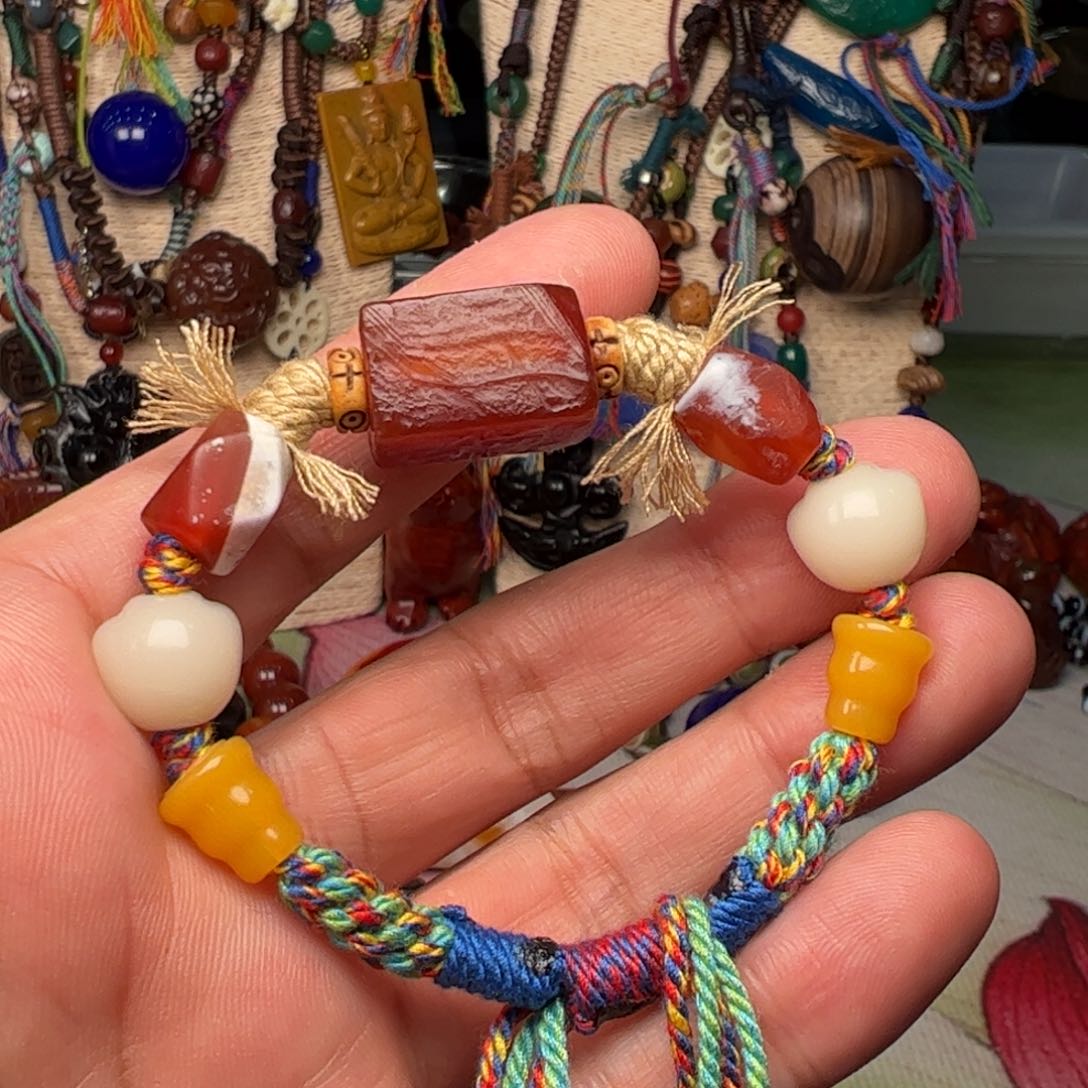 玛瑙/玉髓颈饰未镶嵌