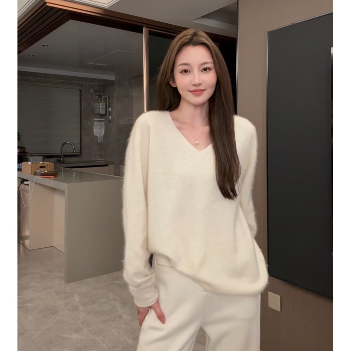 AM-希希 2025冬季新款羊绒羊毛双面拉绒慵懒风极简女士V领羊绒衫