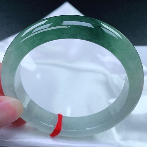 翡翠手镯未镶嵌63号