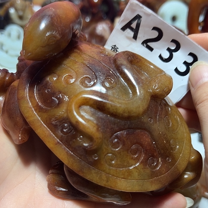 用***6和田玉未镶嵌颈饰