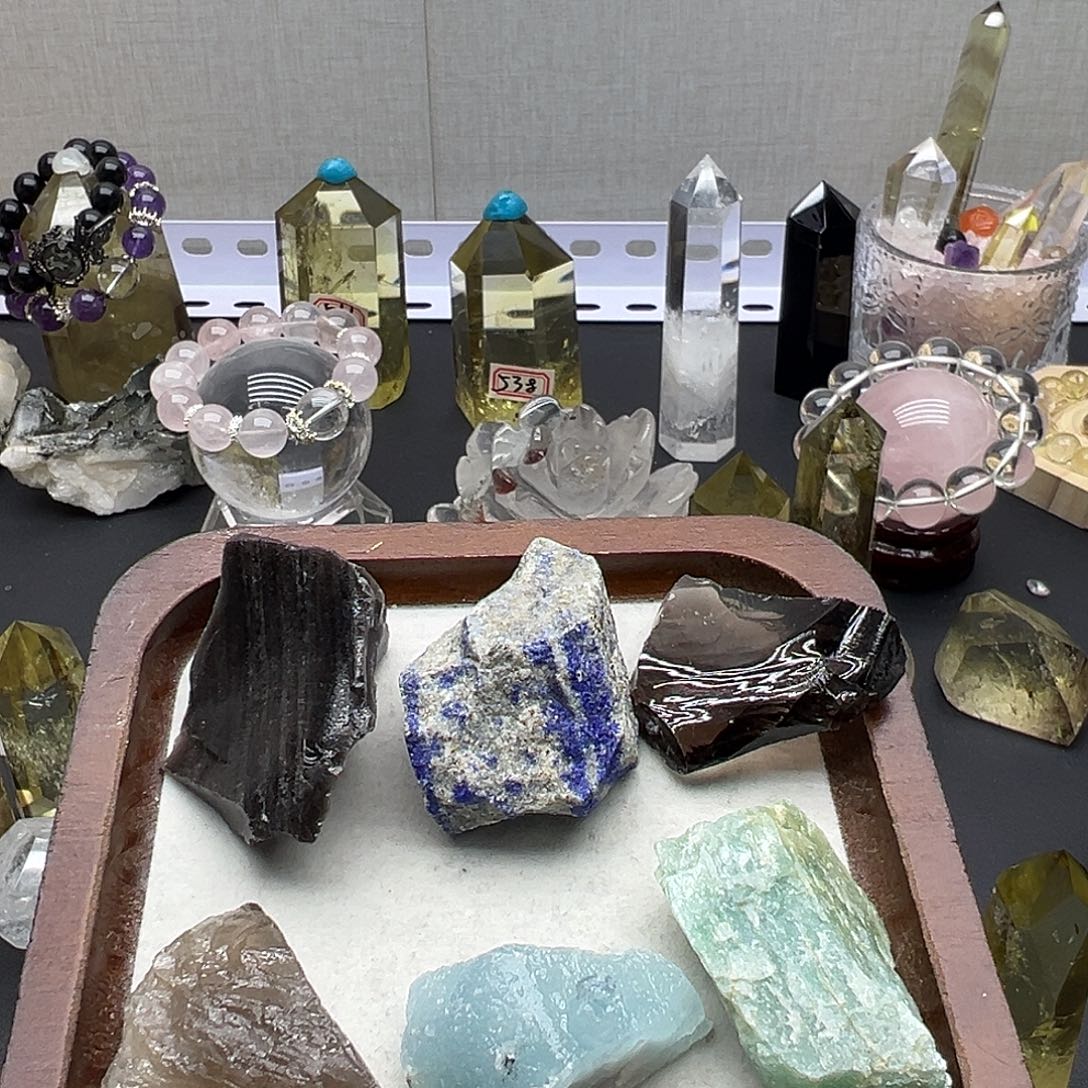 珠宝半成品水晶未镶嵌