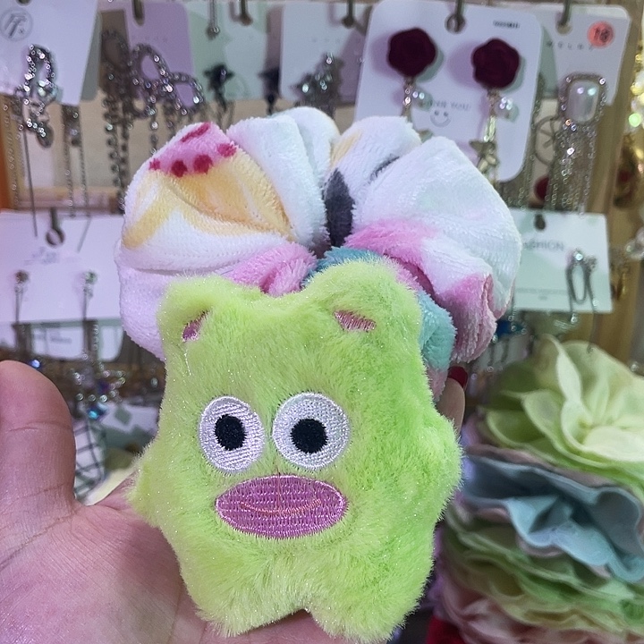 布艺非金属毛茸茸发圈