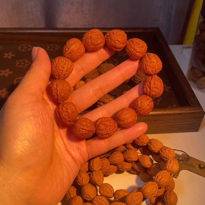 文玩核桃手串…………5