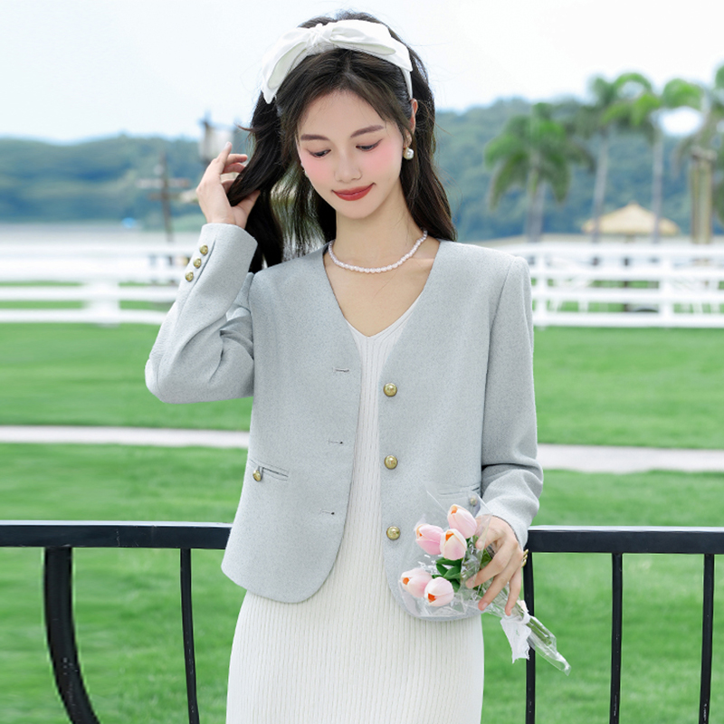 名媛气质V领短外套女早秋新款时尚洋气休闲百搭小香风上衣31874