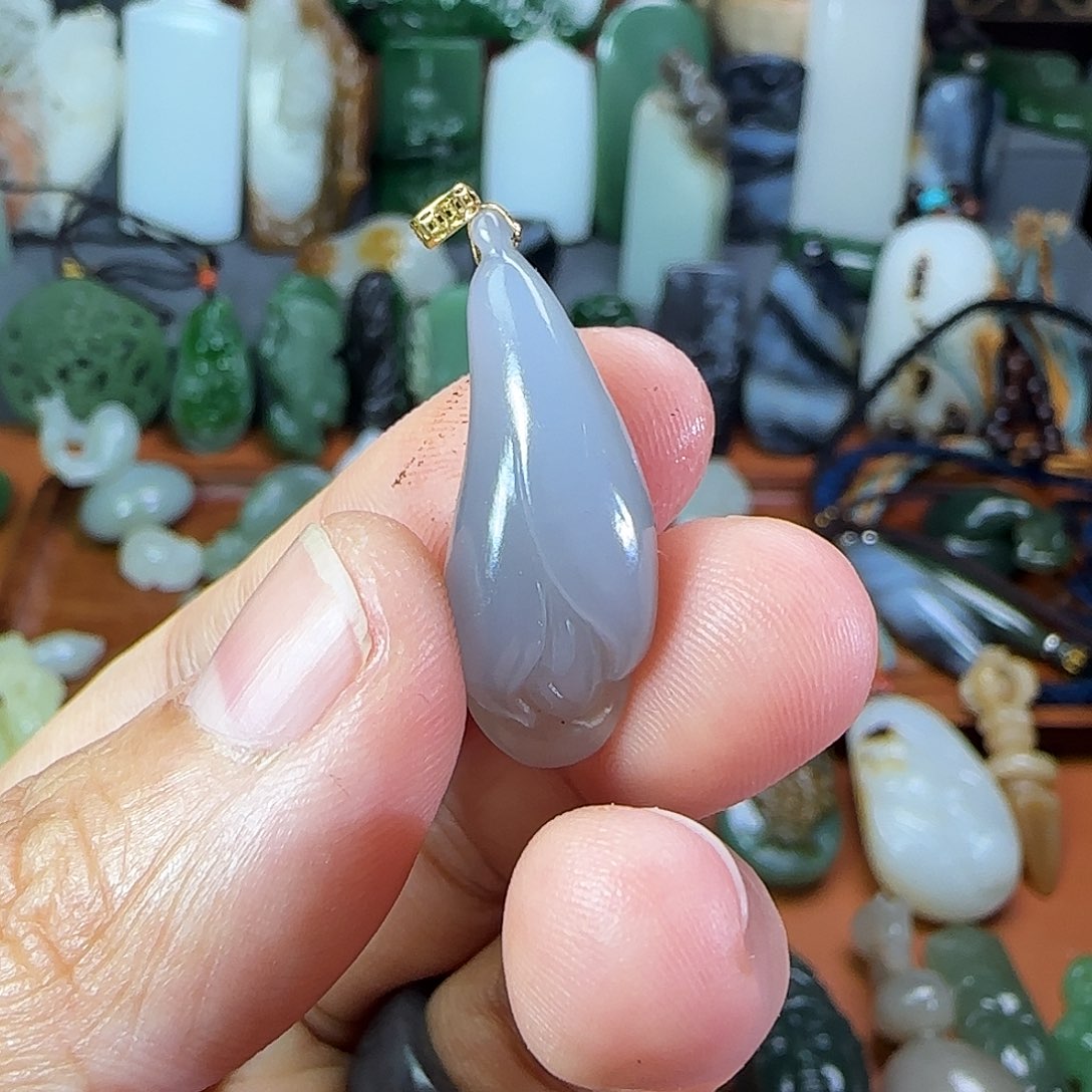 和田玉颈饰未镶嵌