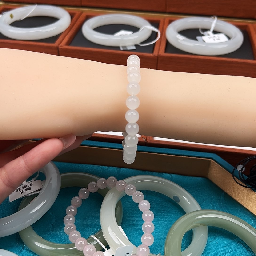 和田玉手链未镶嵌