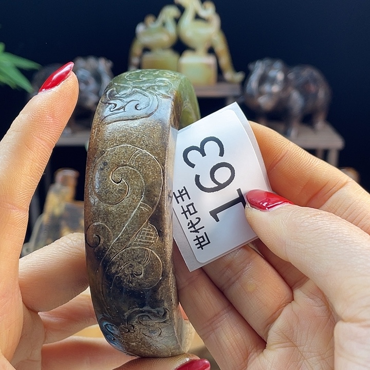 和田玉（糖玉）未镶嵌挂件