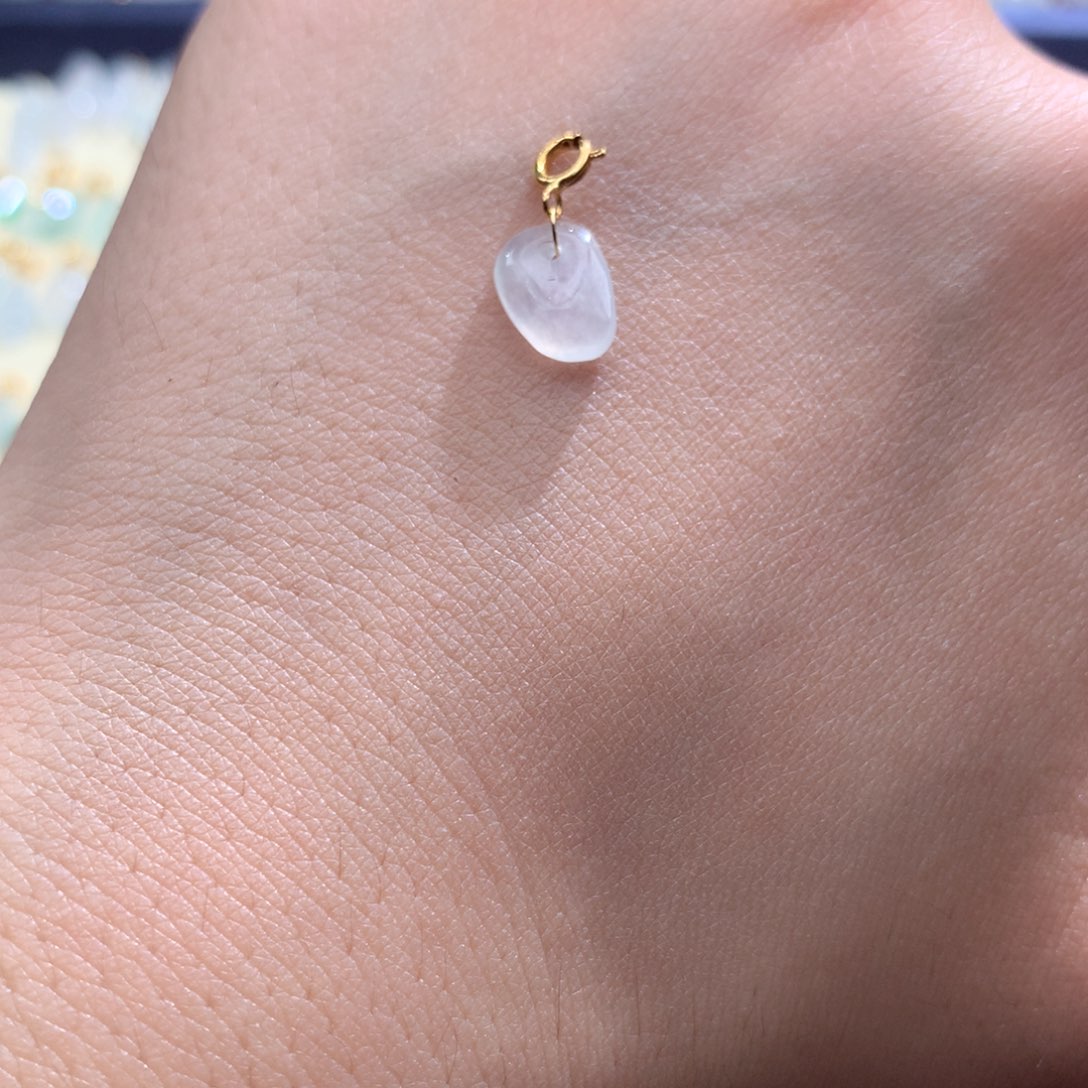 翡翠18K金镶嵌颈饰翡翠