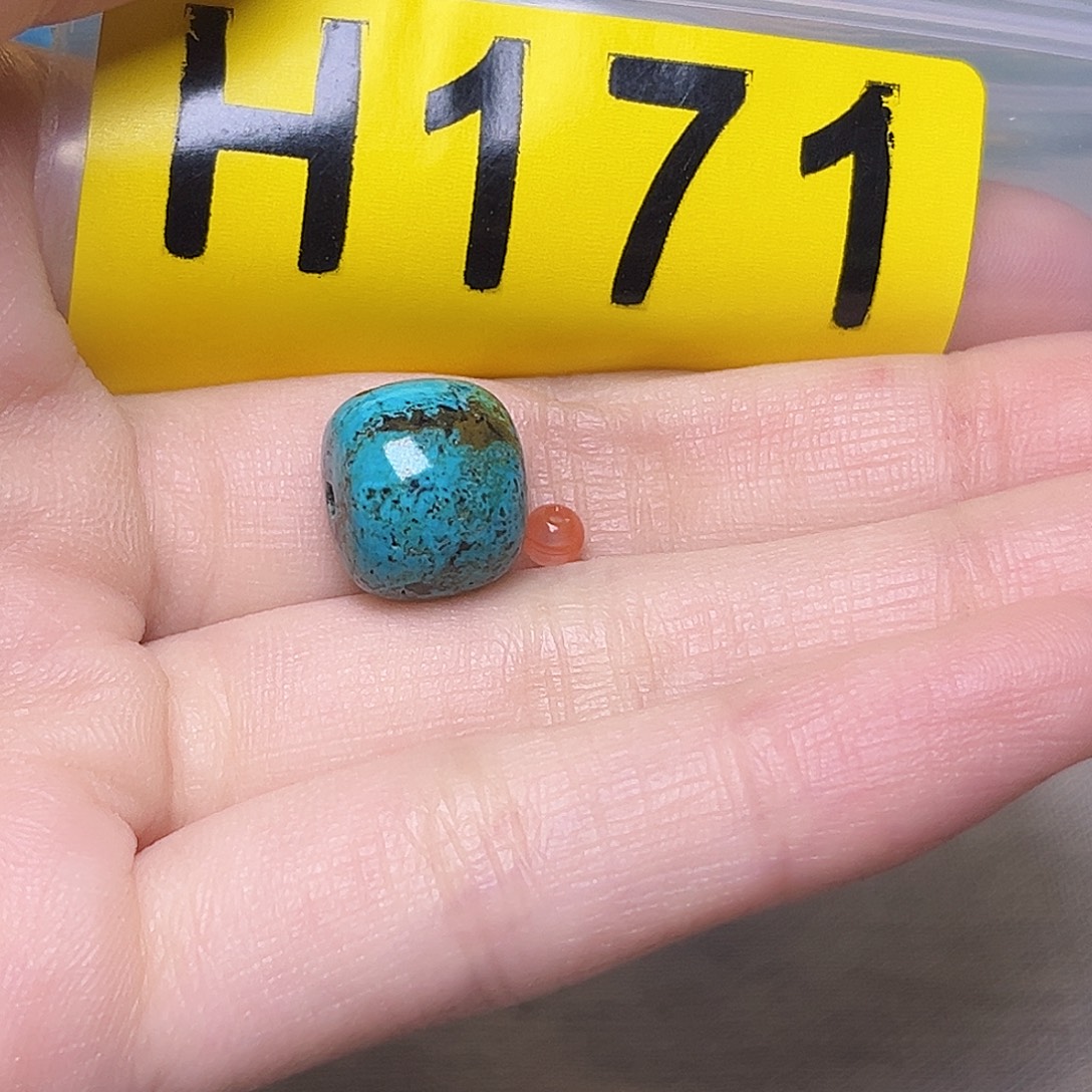 南红玛瑙未镶嵌珠宝奇石